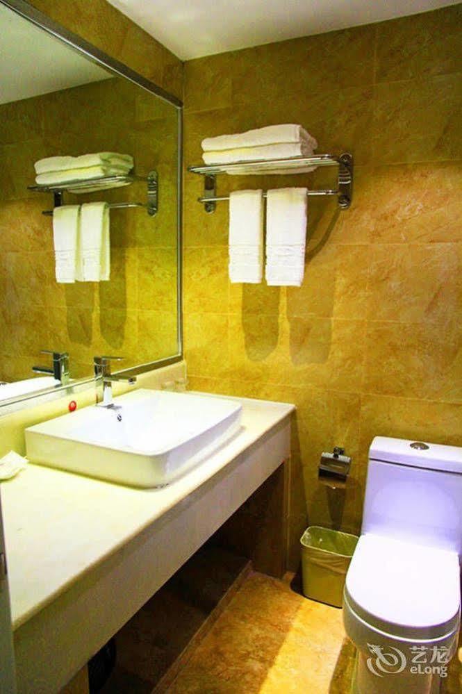 New Zhongxun Business Hotel Yueyang Εξωτερικό φωτογραφία